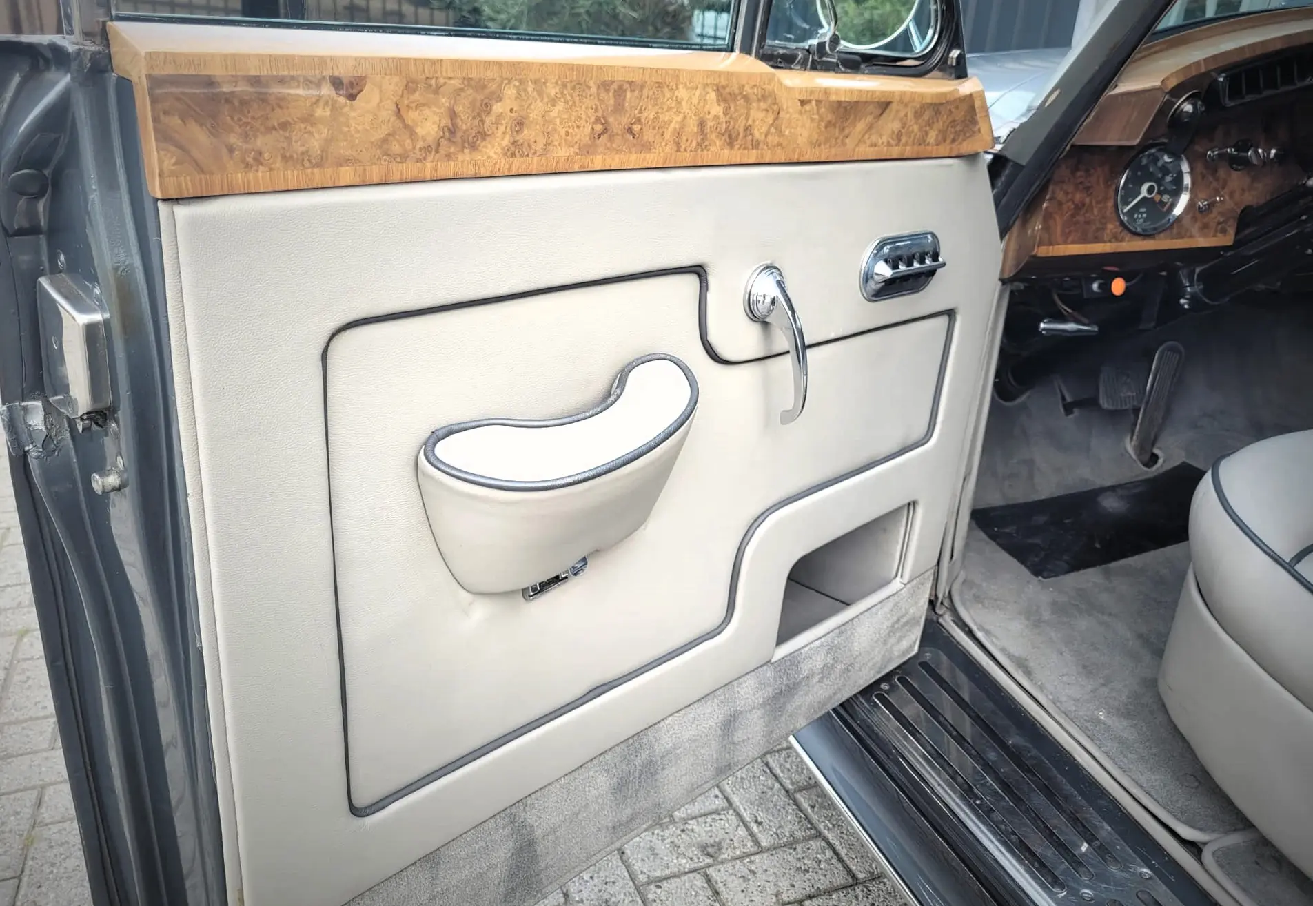Rolls Royce Silver Cloud II