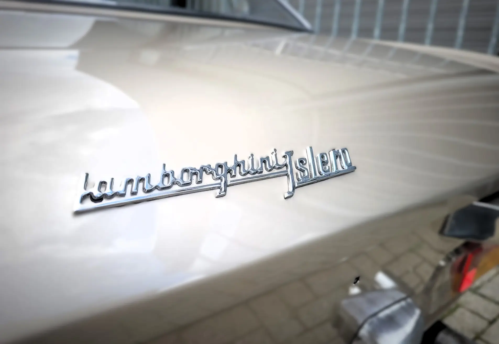 Lamborghini Islero