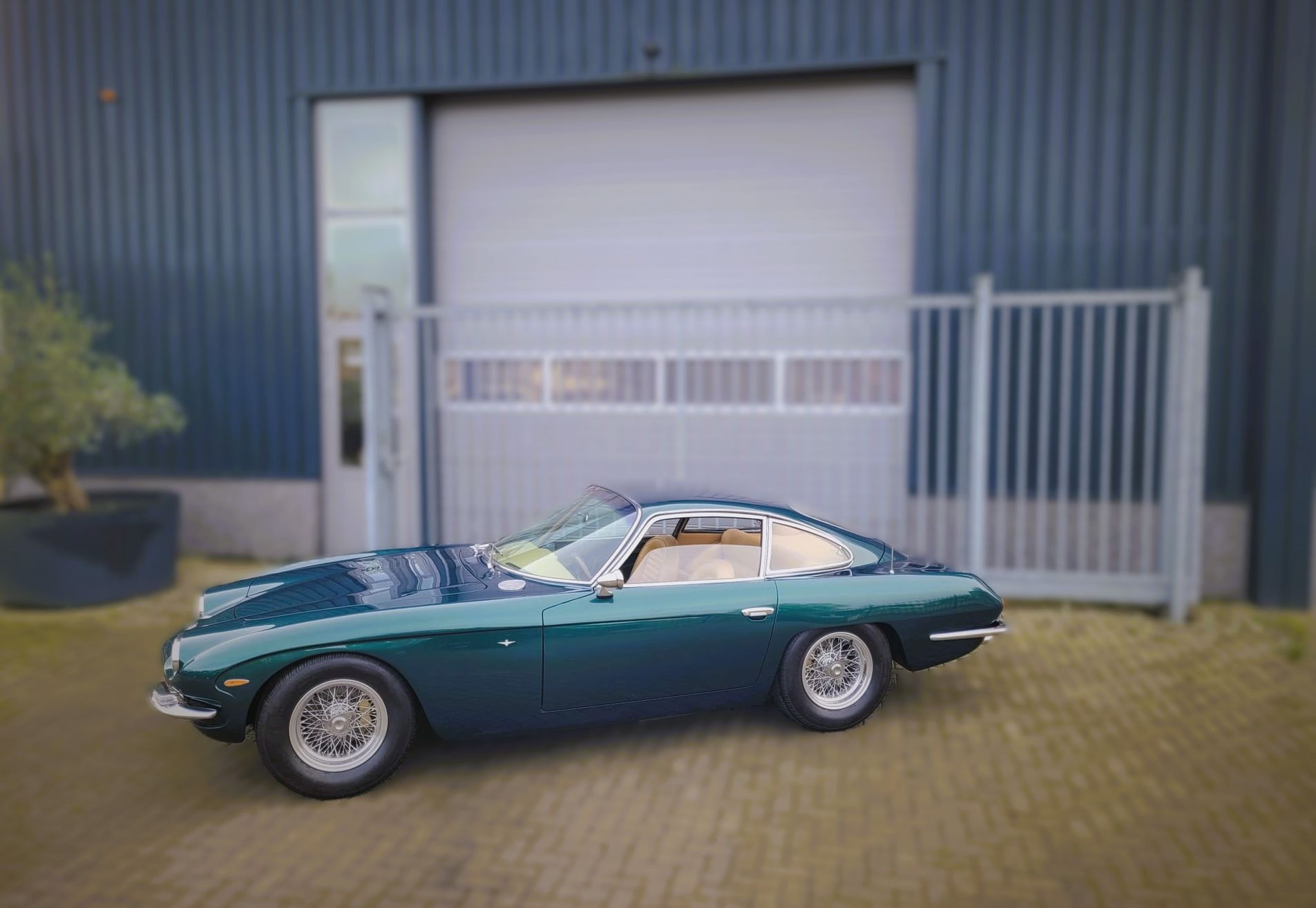Lamborghini 400GT