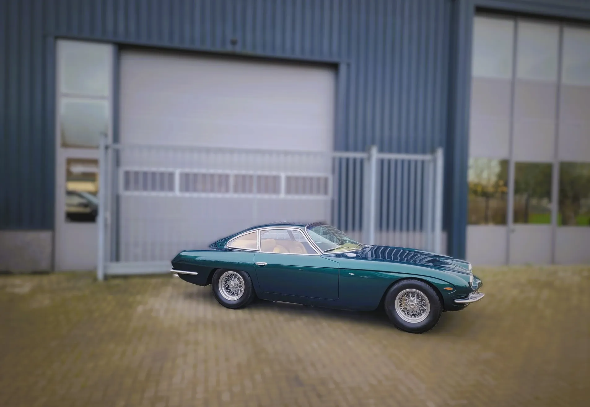 Lamborghini 400GT