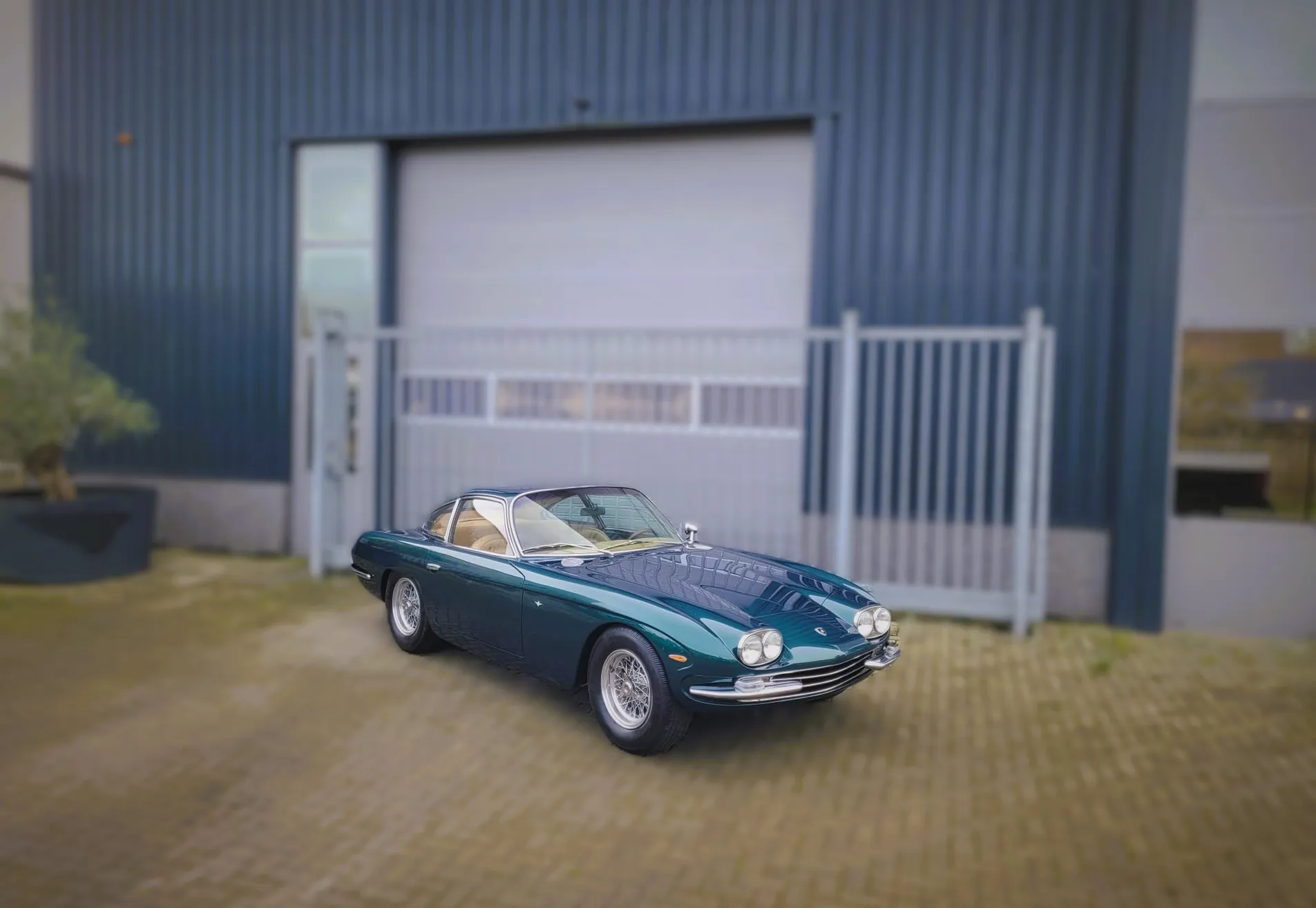 Lamborghini 400GT