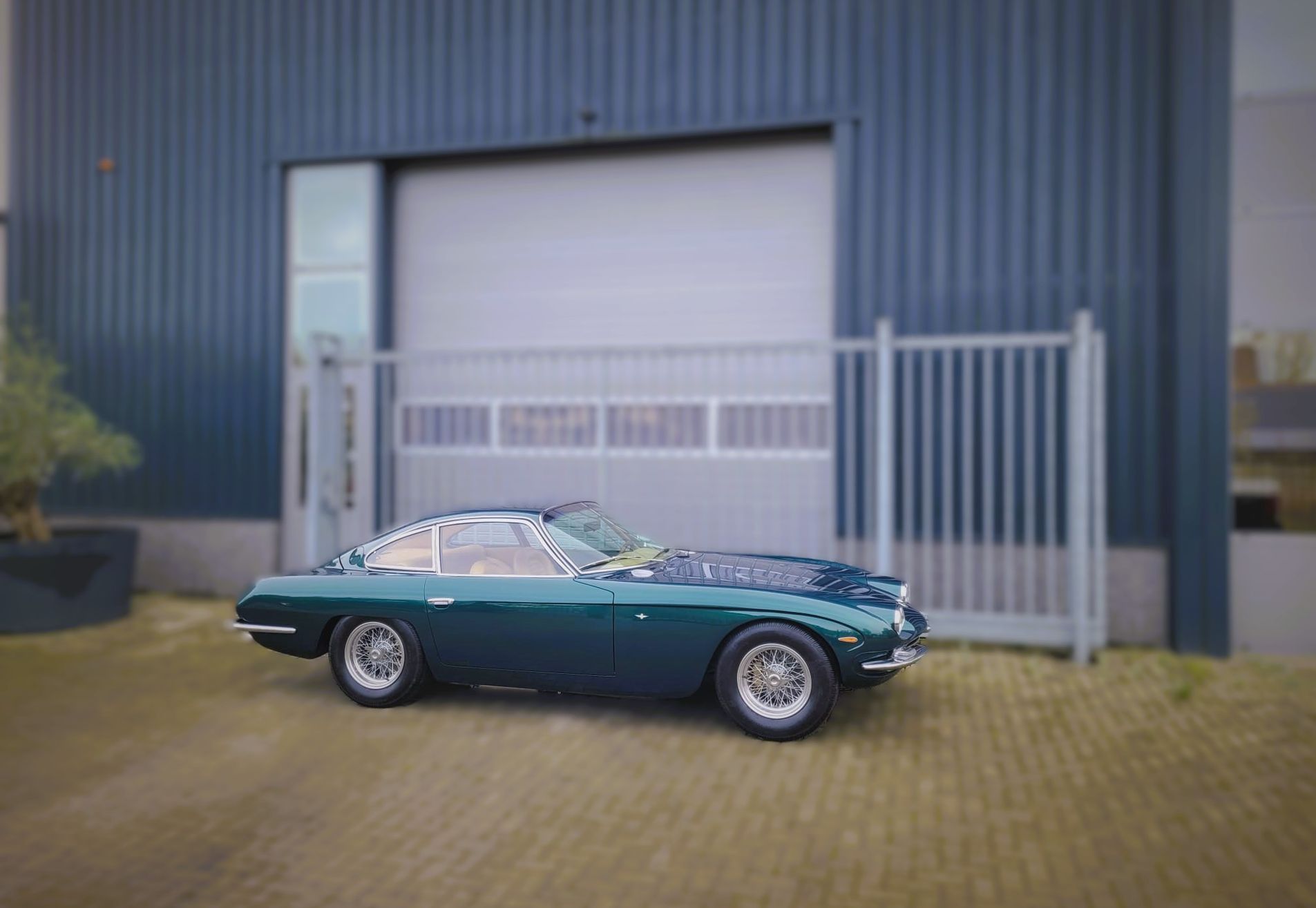 Lamborghini 400GT
