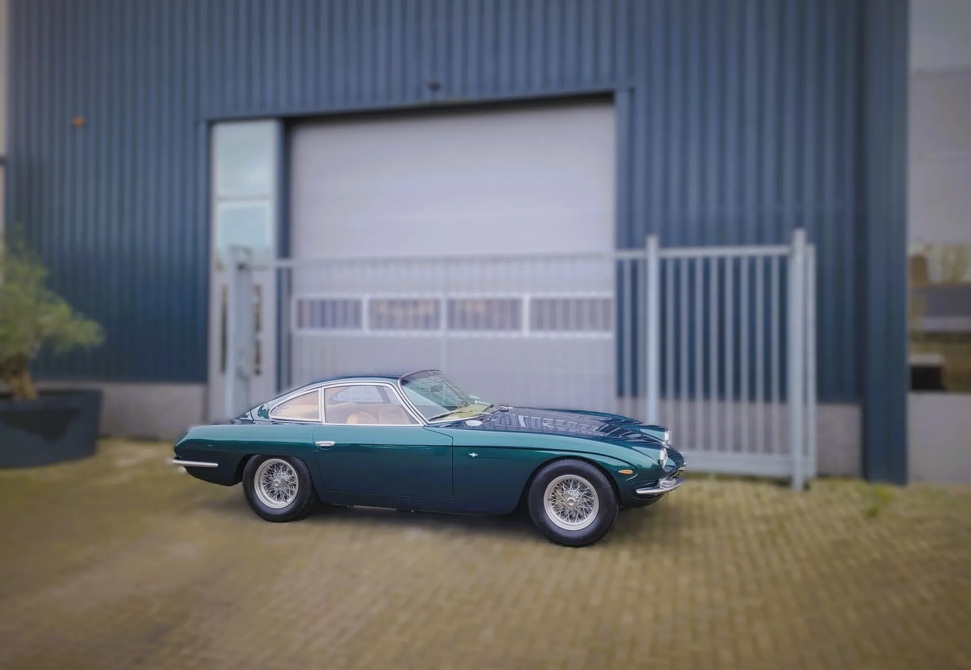 Lamborghini 400GT