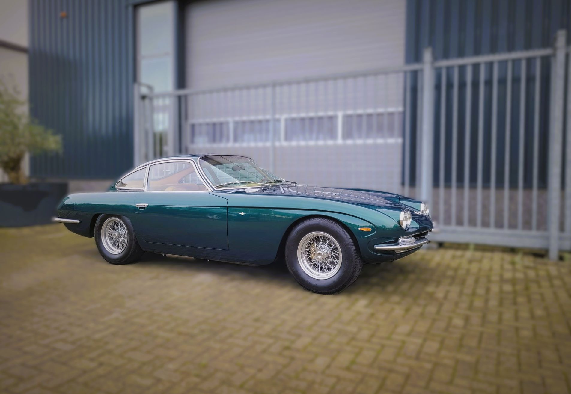 Lamborghini 400GT