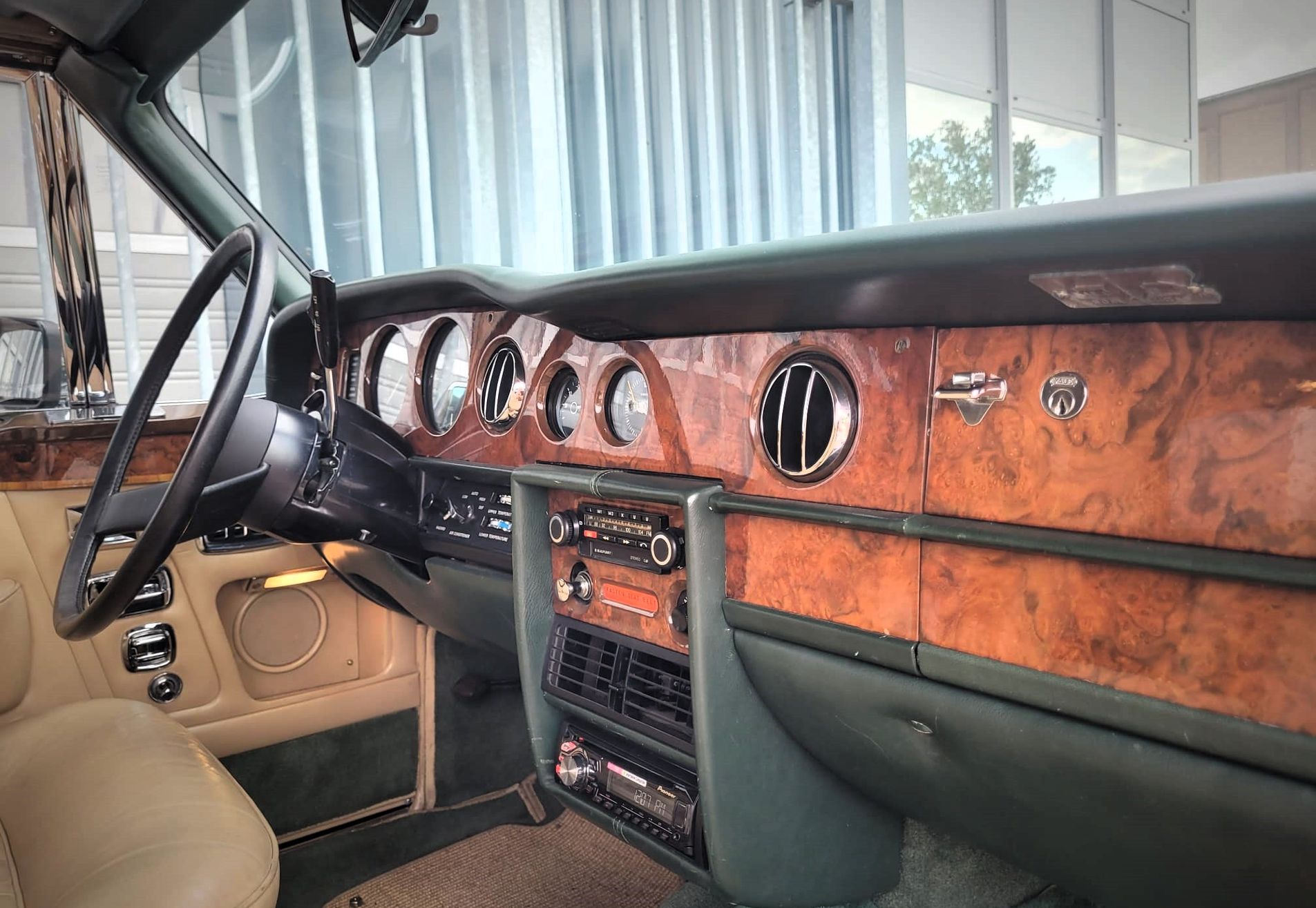 Rolls Royce Corniche II