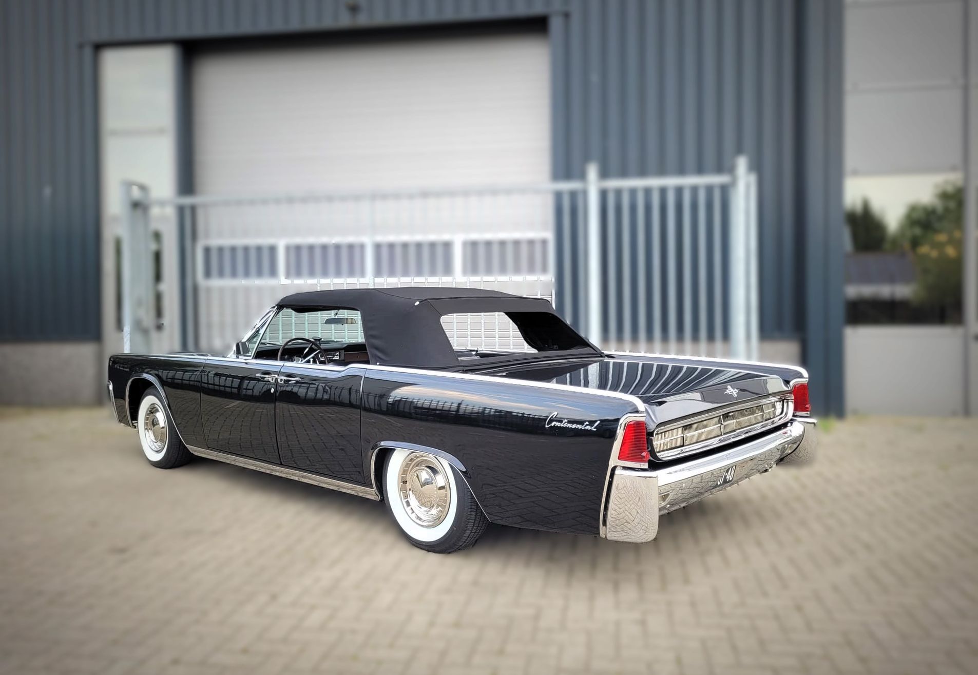 Lincoln Continental Convertible
