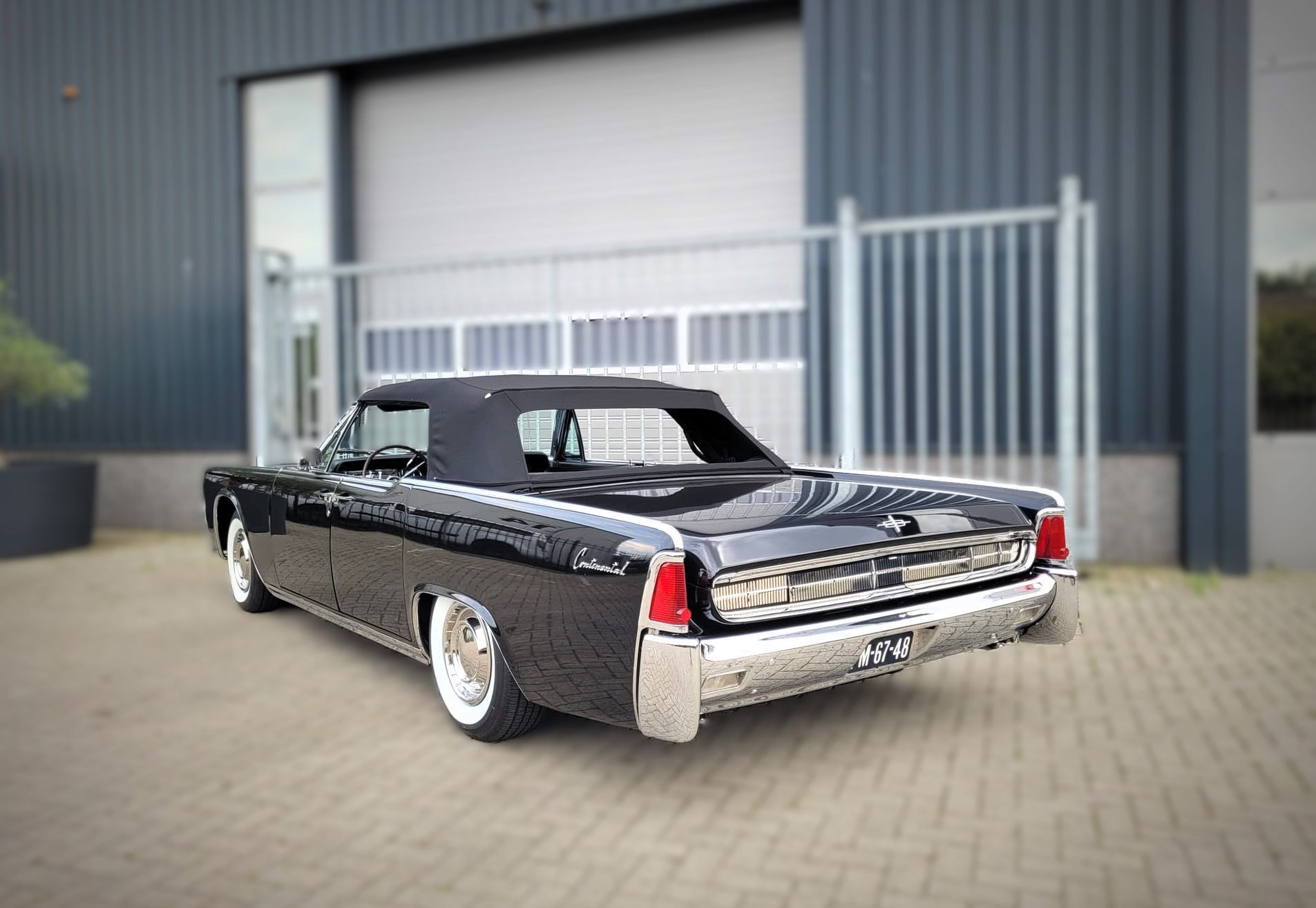 Lincoln Continental Convertible