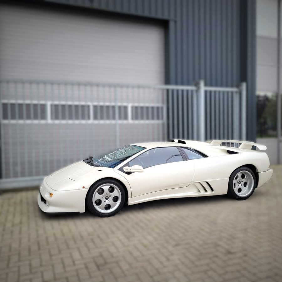 Peeters Exclusive Cars